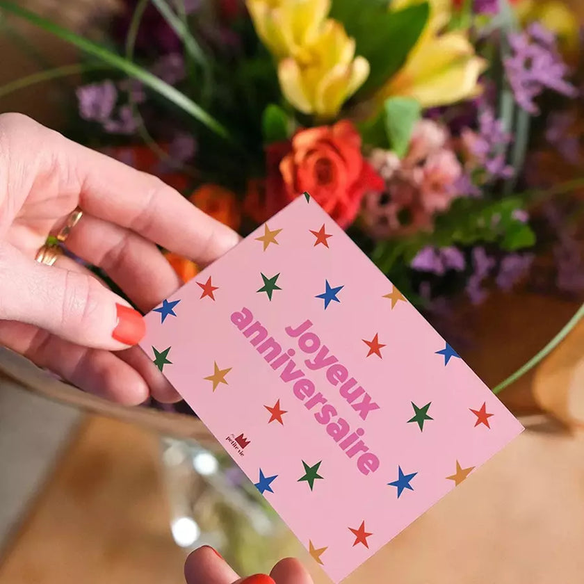 carte rose joyeux anniversaire avec étoiles multicolor