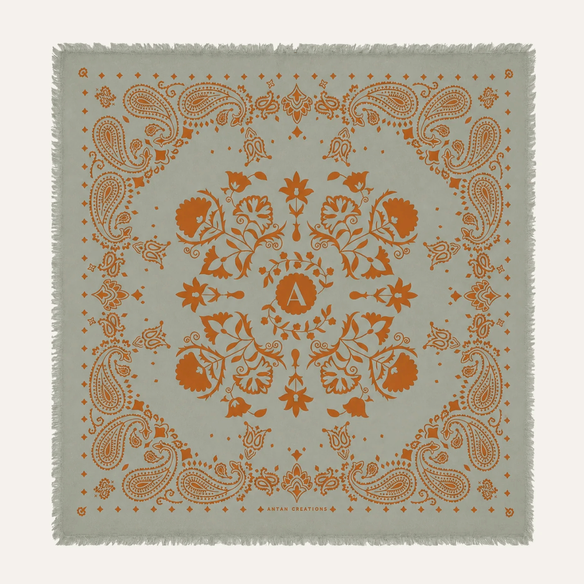 Grand foulard en laine Mordoré – 100 × 100 cm
