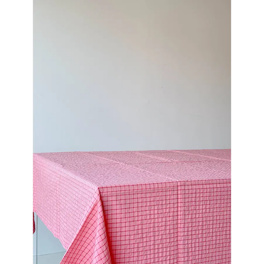 Nappe rose à carreau