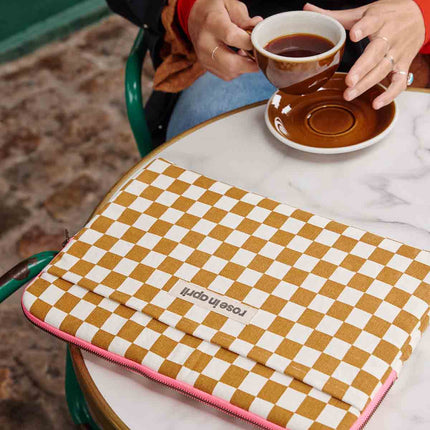 Housse d'ordinateur Octave damier 13/14' Rose in April