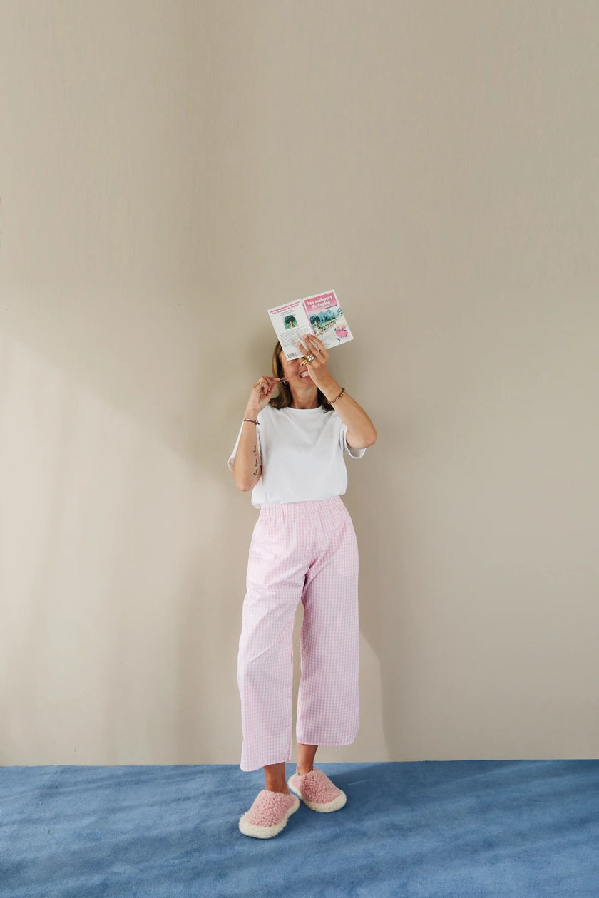 Pantalon NanyBlouses vichy rose avec boutons fleurs blanches