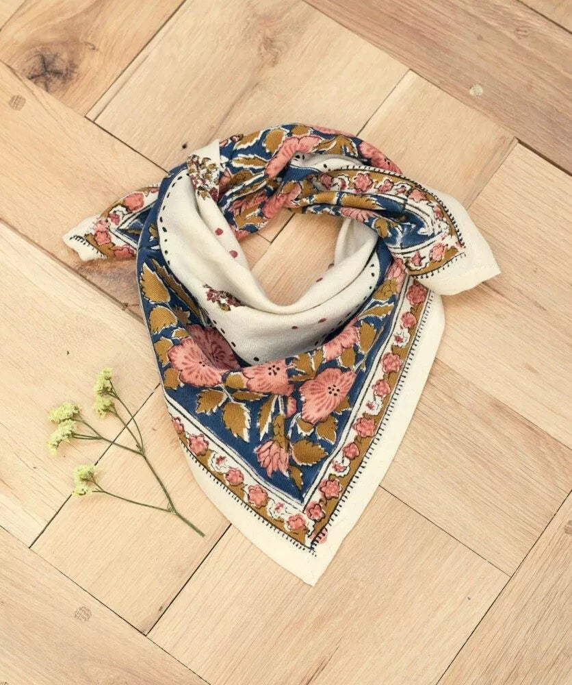 Petit foulard balkan vanille Bellemme