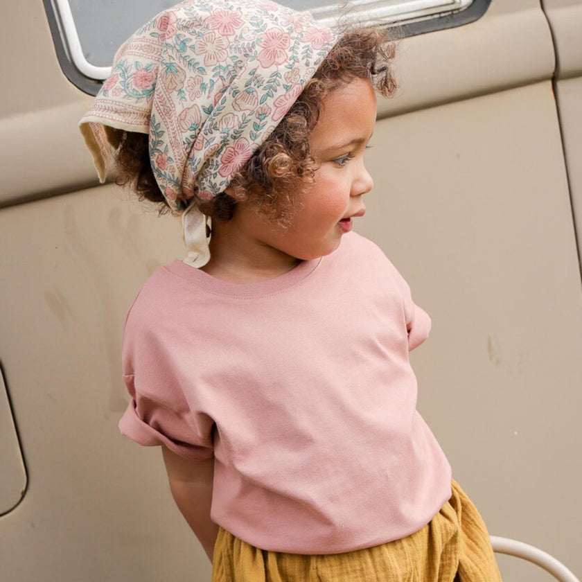 petit foulard fleuri