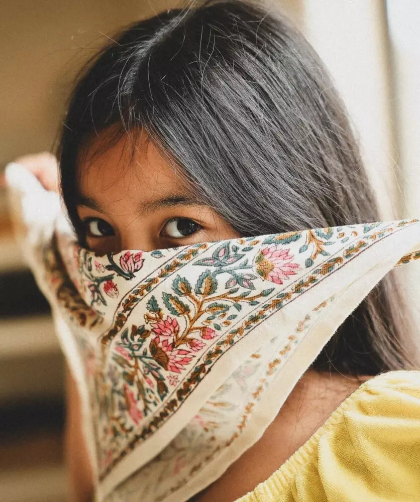 Petit foulard rhapsody confetti bellemme