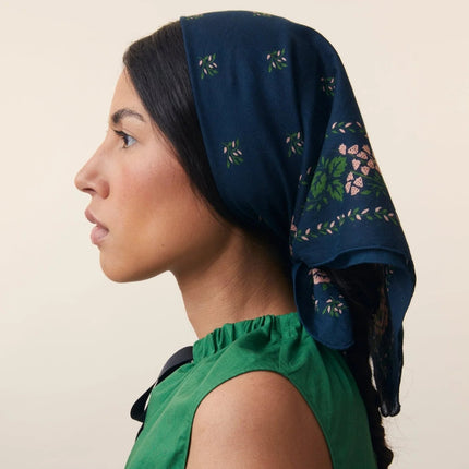 petit foulard navy blue
