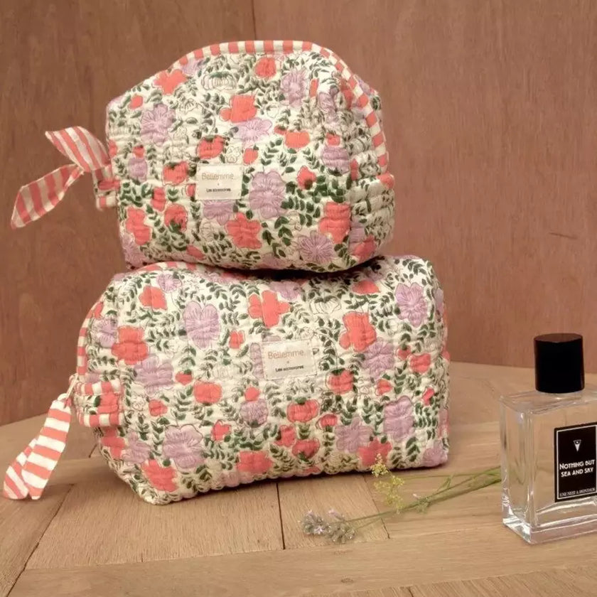 trousse de toilette rose et violette