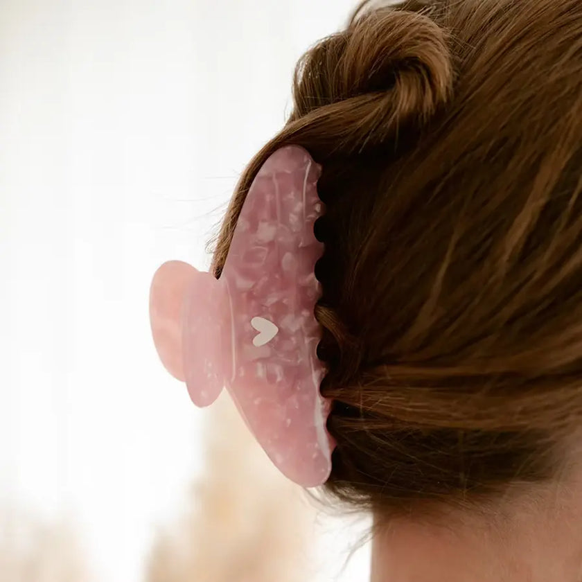 pince à cheveux rose nacré coeur