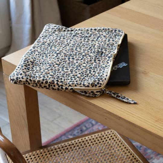 pochette ordinateur leopard beige