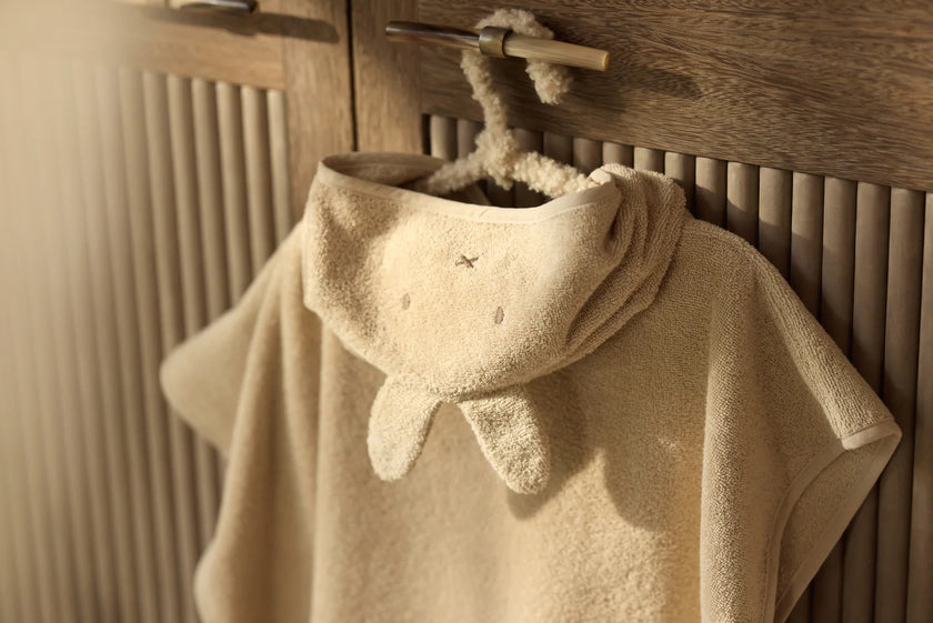 Poncho de bain beige Miffy Jollein