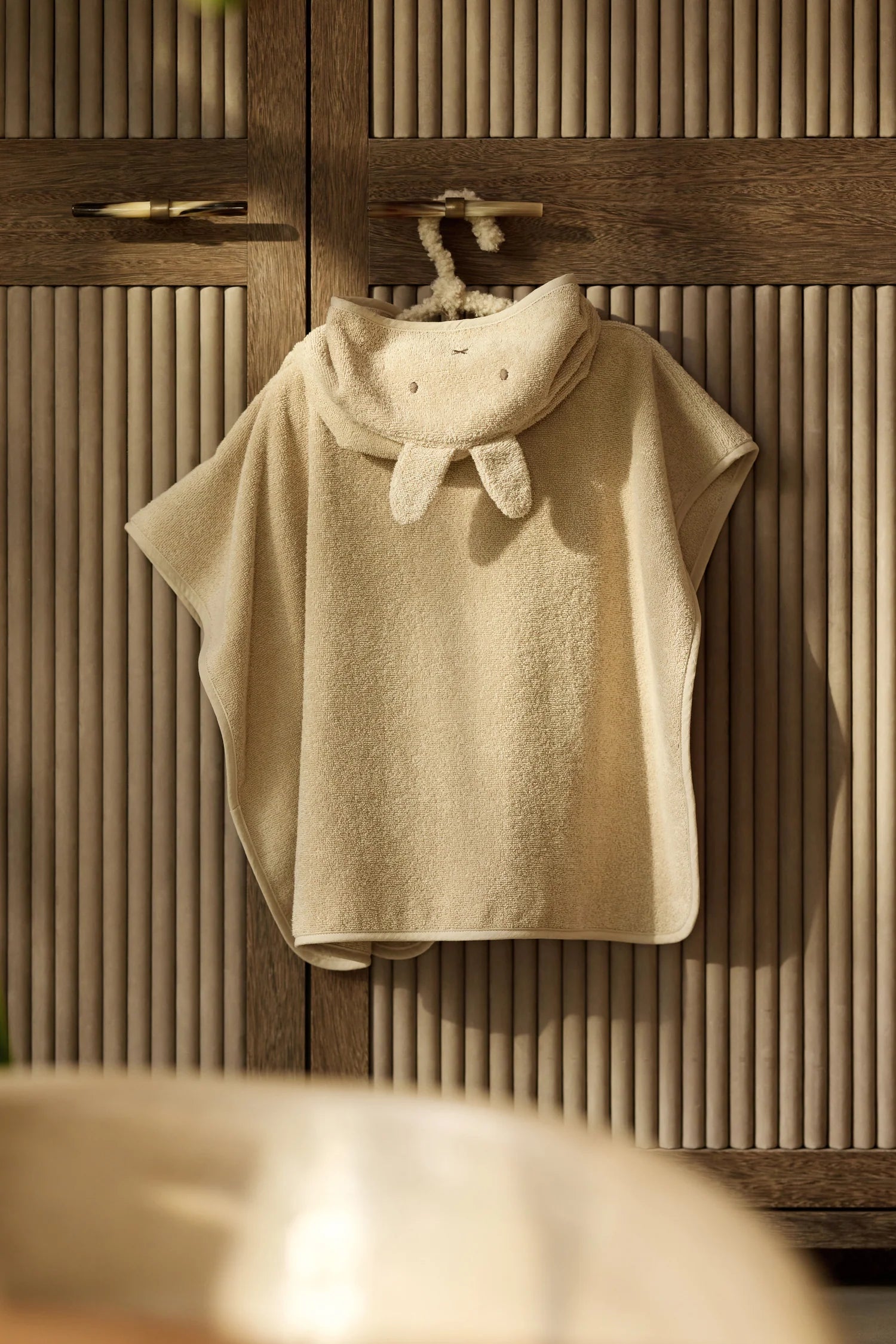 Poncho de bain beige Miffy Jollein