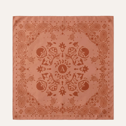Bandana en soie Poudré – 70 × 70 cm