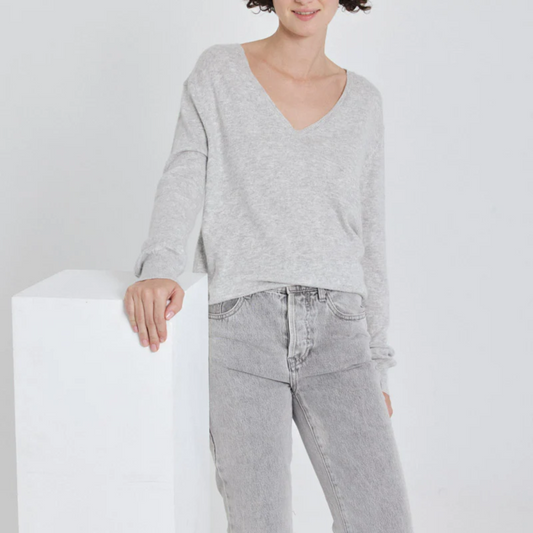 pull gris col V