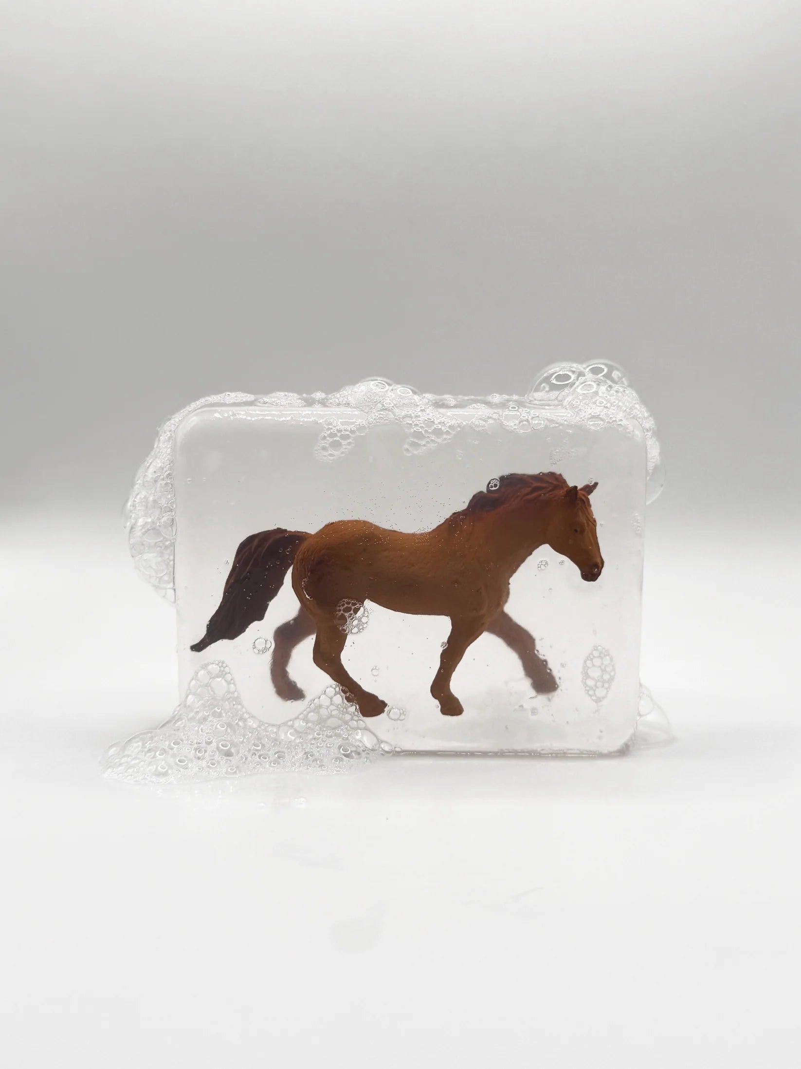 Savon cheval marron ludisoap