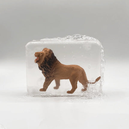 savon lion