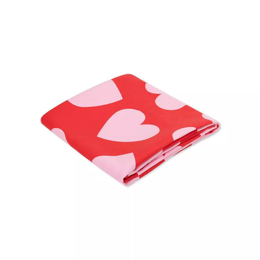 serviette de plage rouge