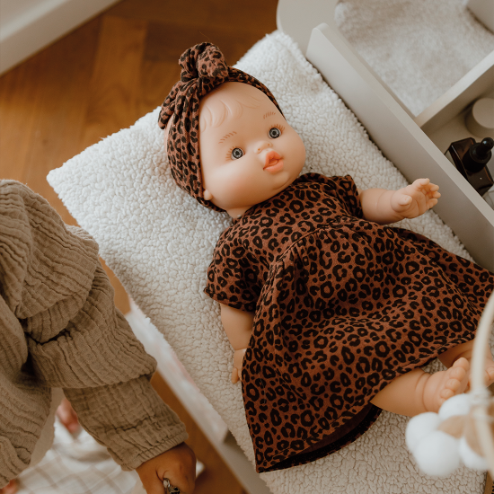 tenue-poupee-robe-leopard