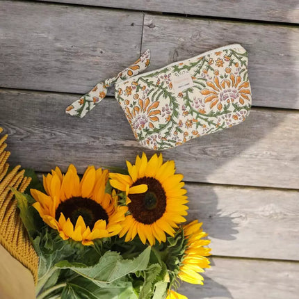 trousse fleurie