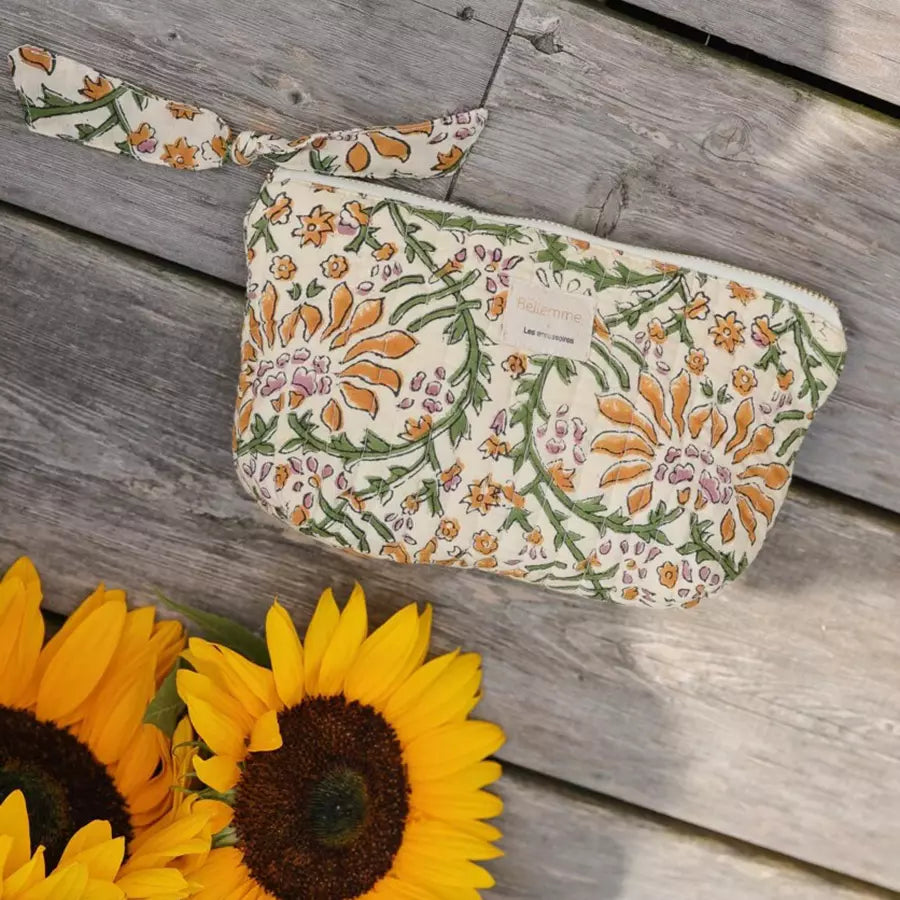 trousse fleurie