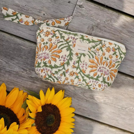 trousse fleurie