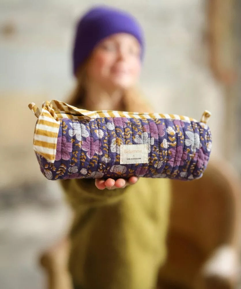 Trousse d'école ellis cassis de Bellemme violette à fleurs