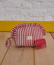 Trousse de toilette blanche à rayures rouges