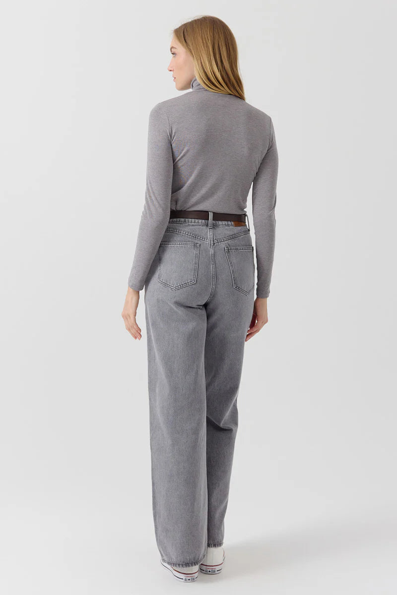 Pull col roulé gris