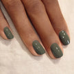 Vernis semi-permanent khaki manucurist