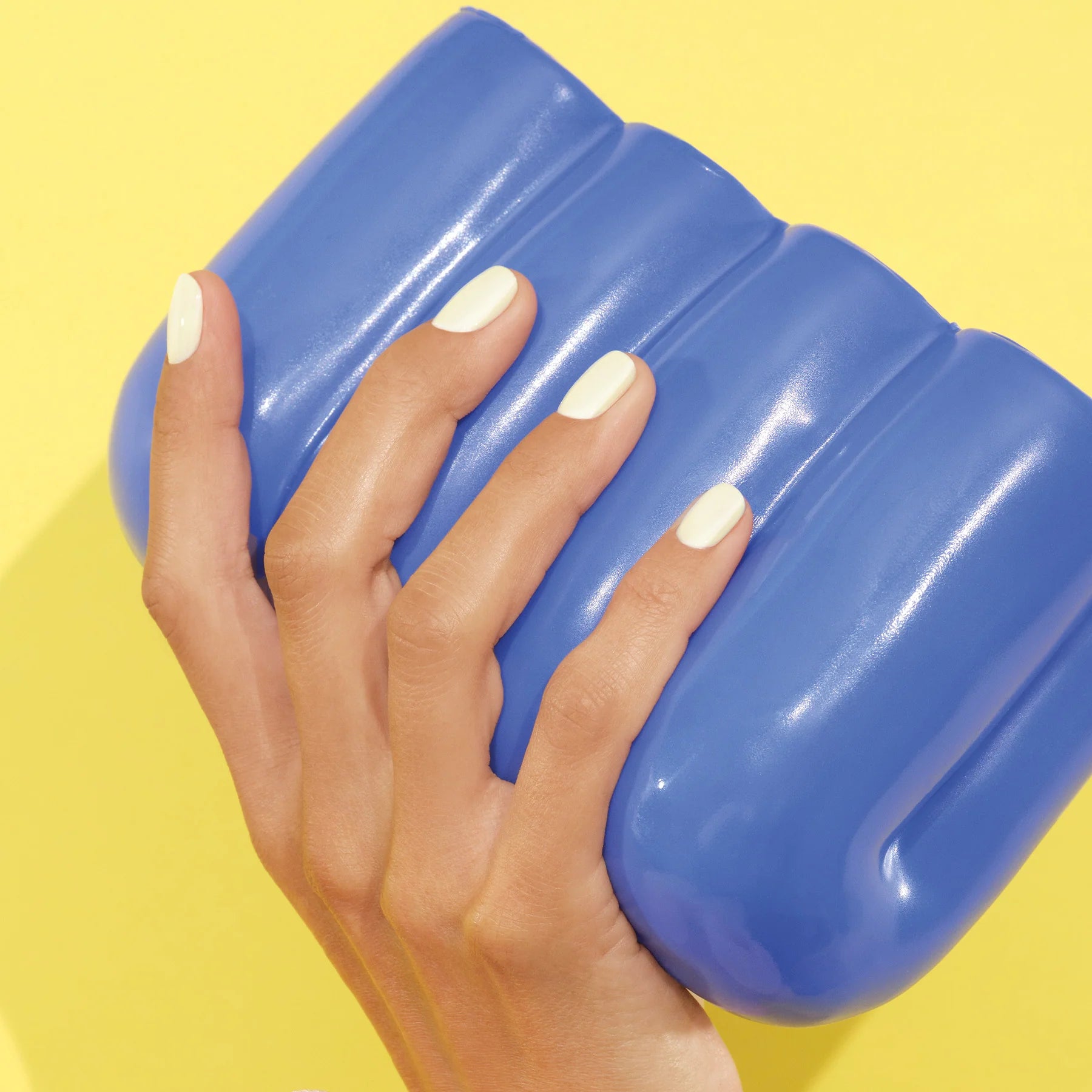 Vernis semi permanent porcelaine manucurist