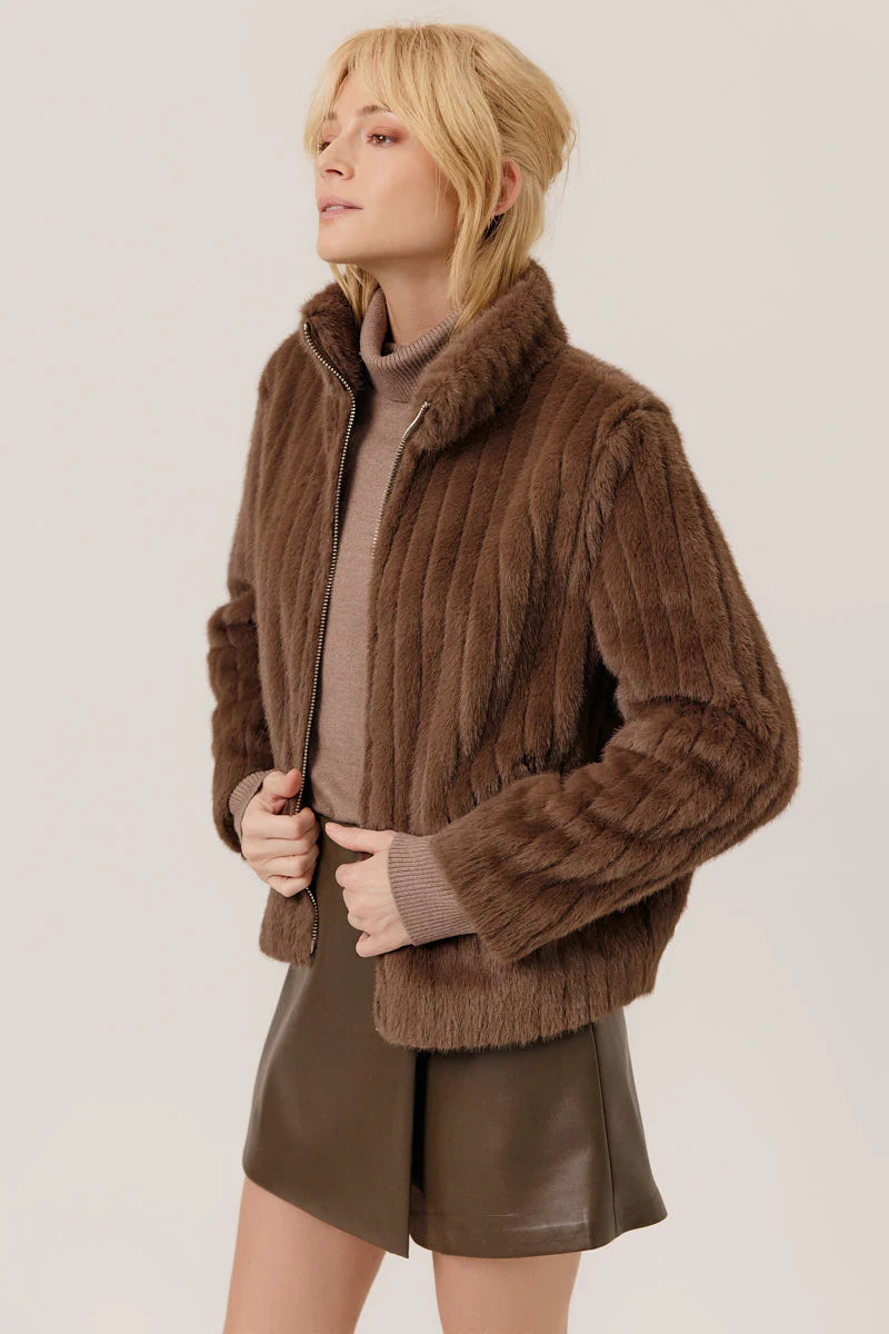 Veste fourrure marron