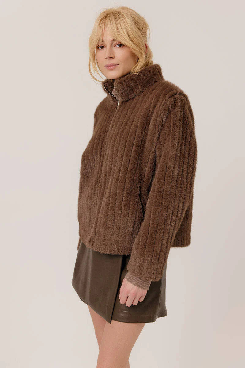 Veste fourrure marron