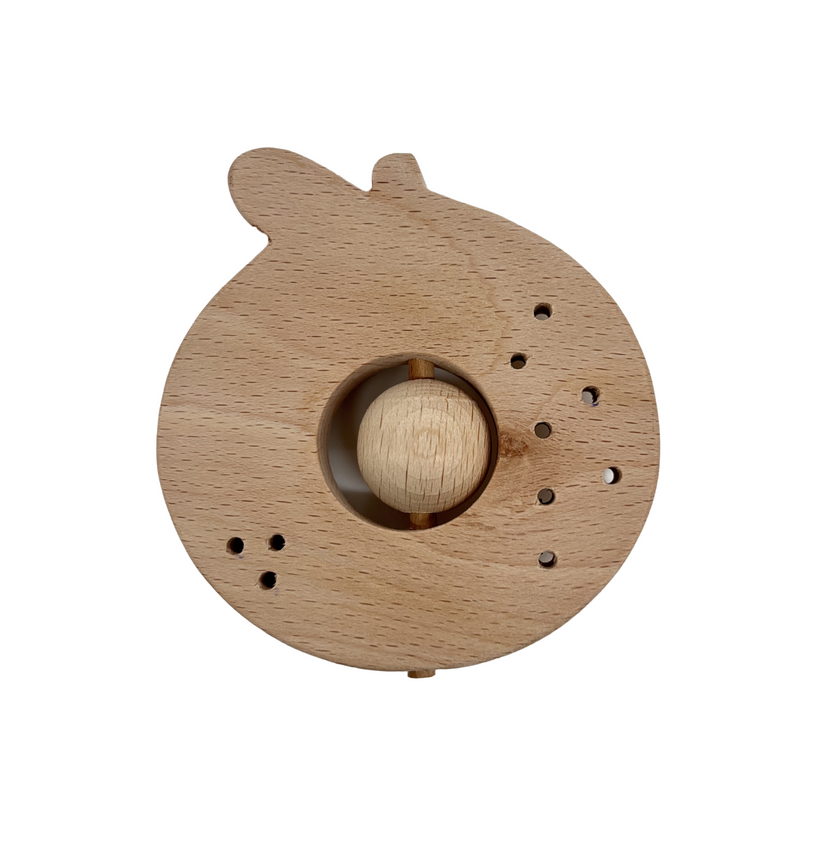 hochet orange en bois