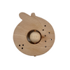 hochet orange en bois
