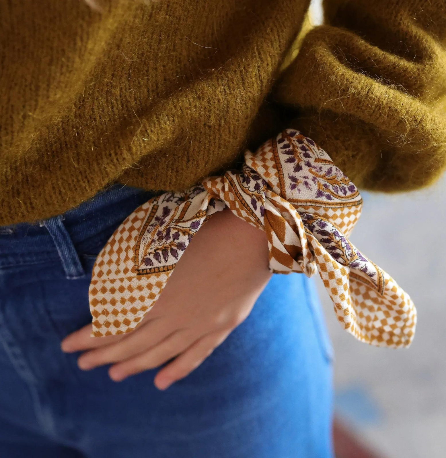 petit foulard damier caramel