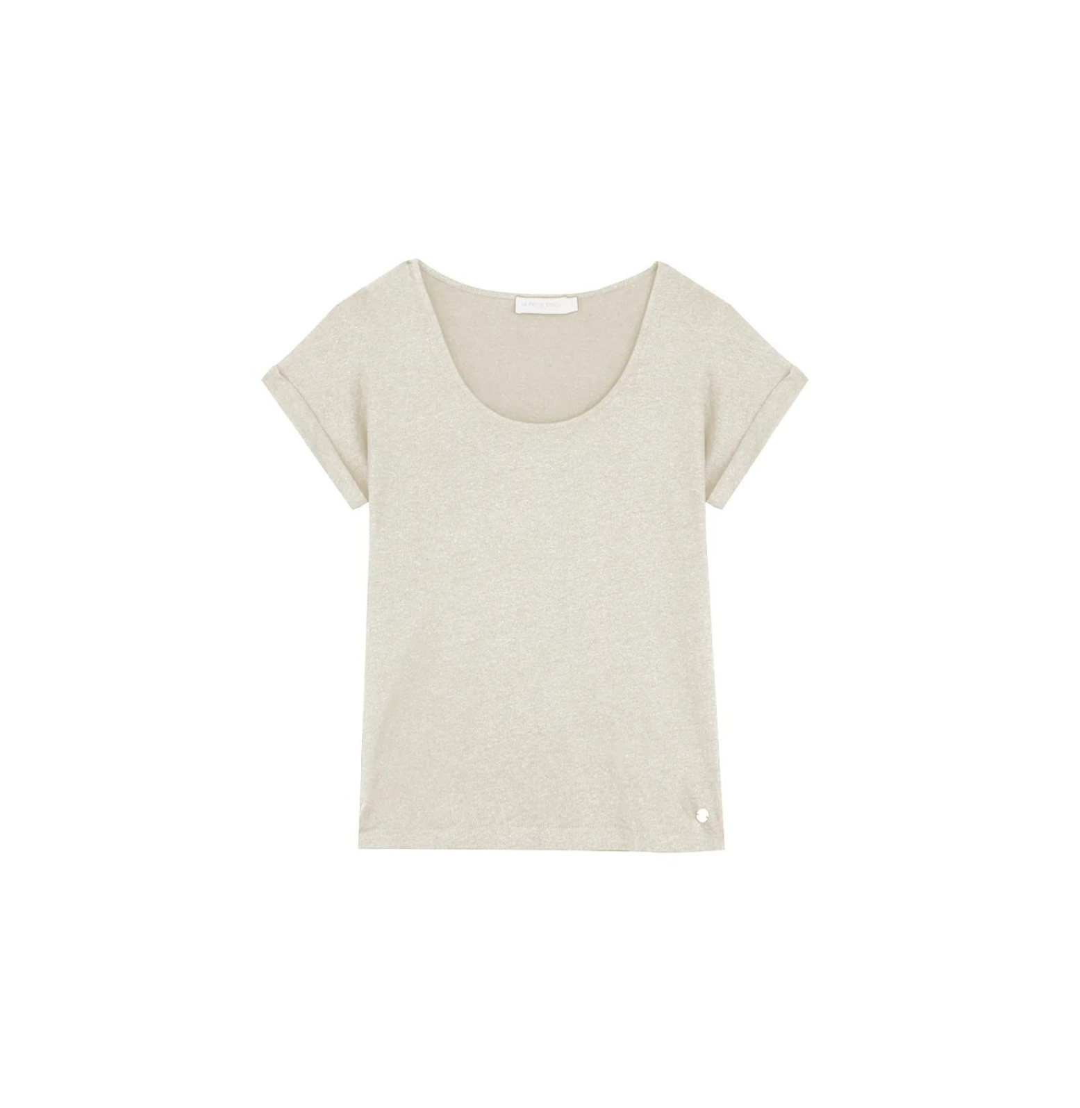 t-shirt beige